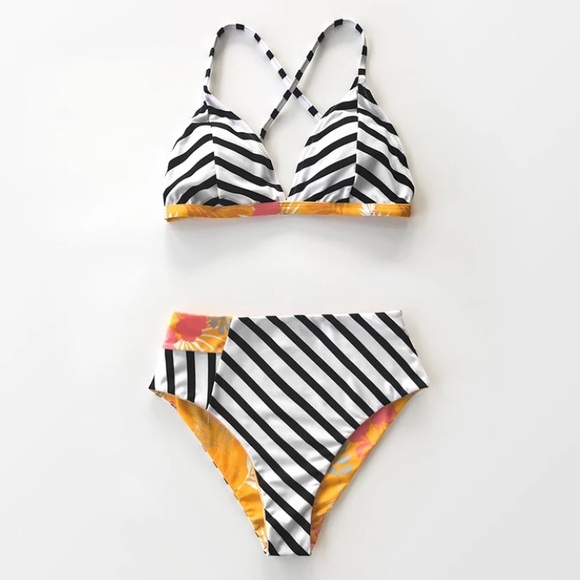 SOLD OUT - Picture 3 of 7